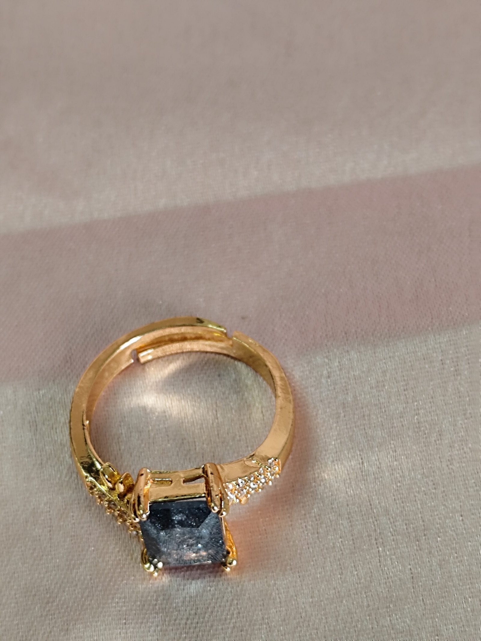 Ring-Kardashian - Image 2